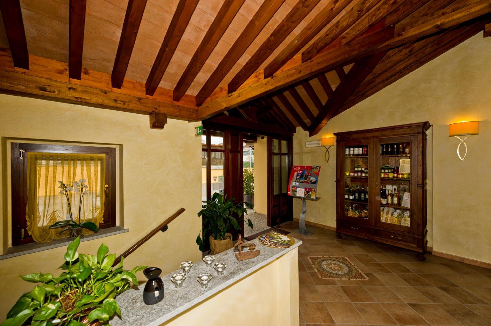 Best Western Plus Hotel Le Rondini San Francesco al Campo ภายนอก รูปภาพ